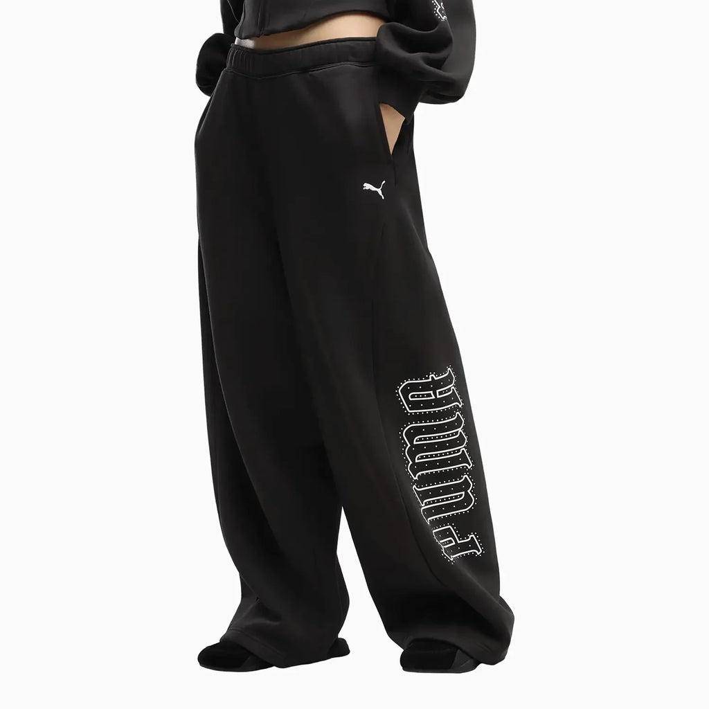 Women's Street Glam Slouchy Bedazzled Outfit