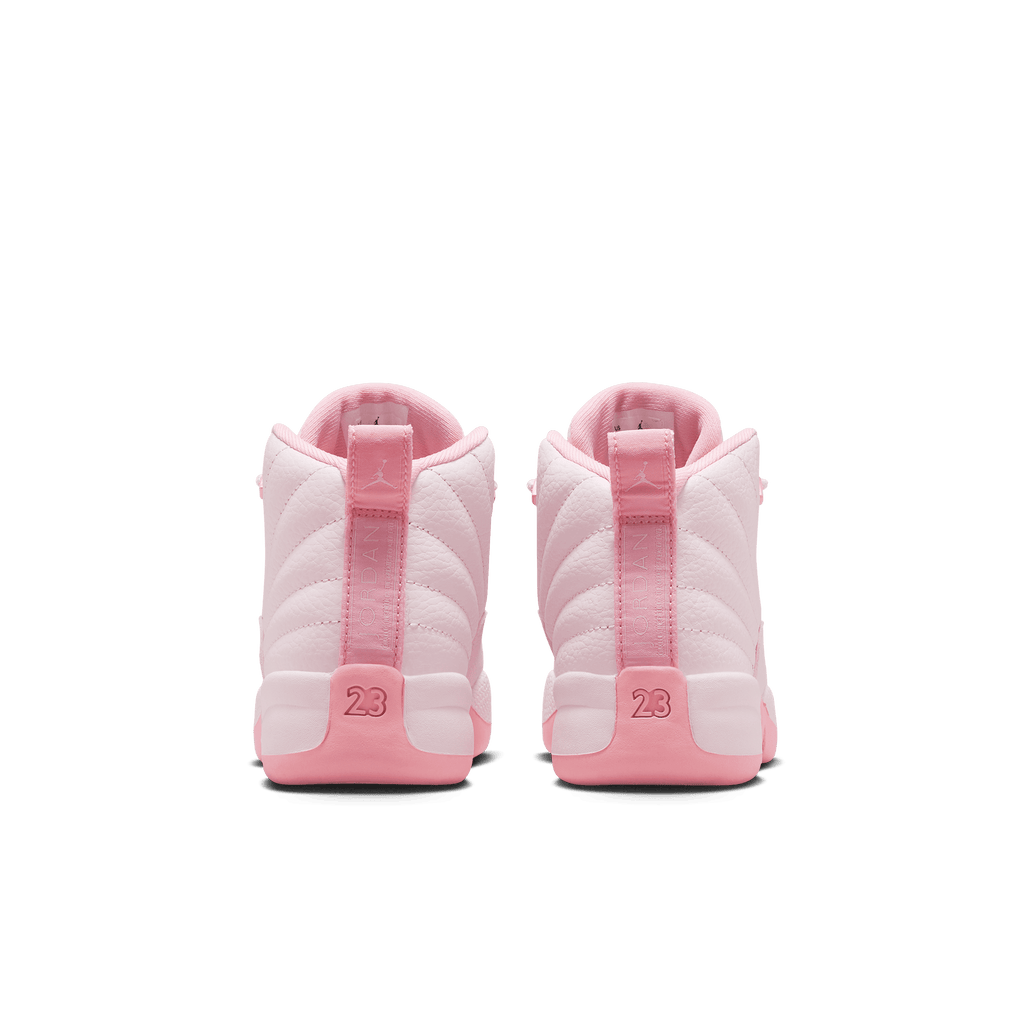 Air Jordan 12 Retro 'Pearl Pink' para niños de primaria