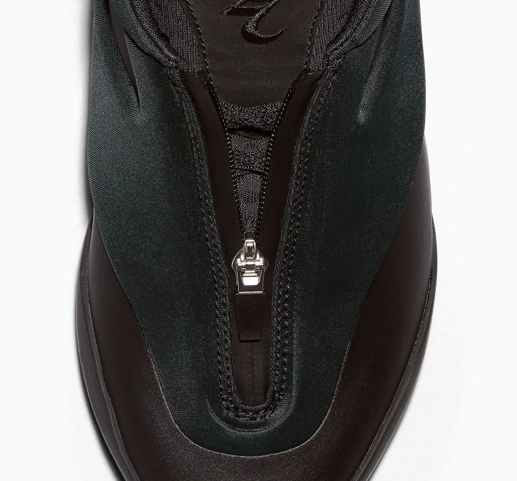 SHAI 001 'Charm Black'