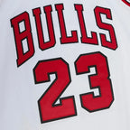 Maillot authentique Michael Jordan Chicago Bulls blanc domicile Finales NBA 1997-98