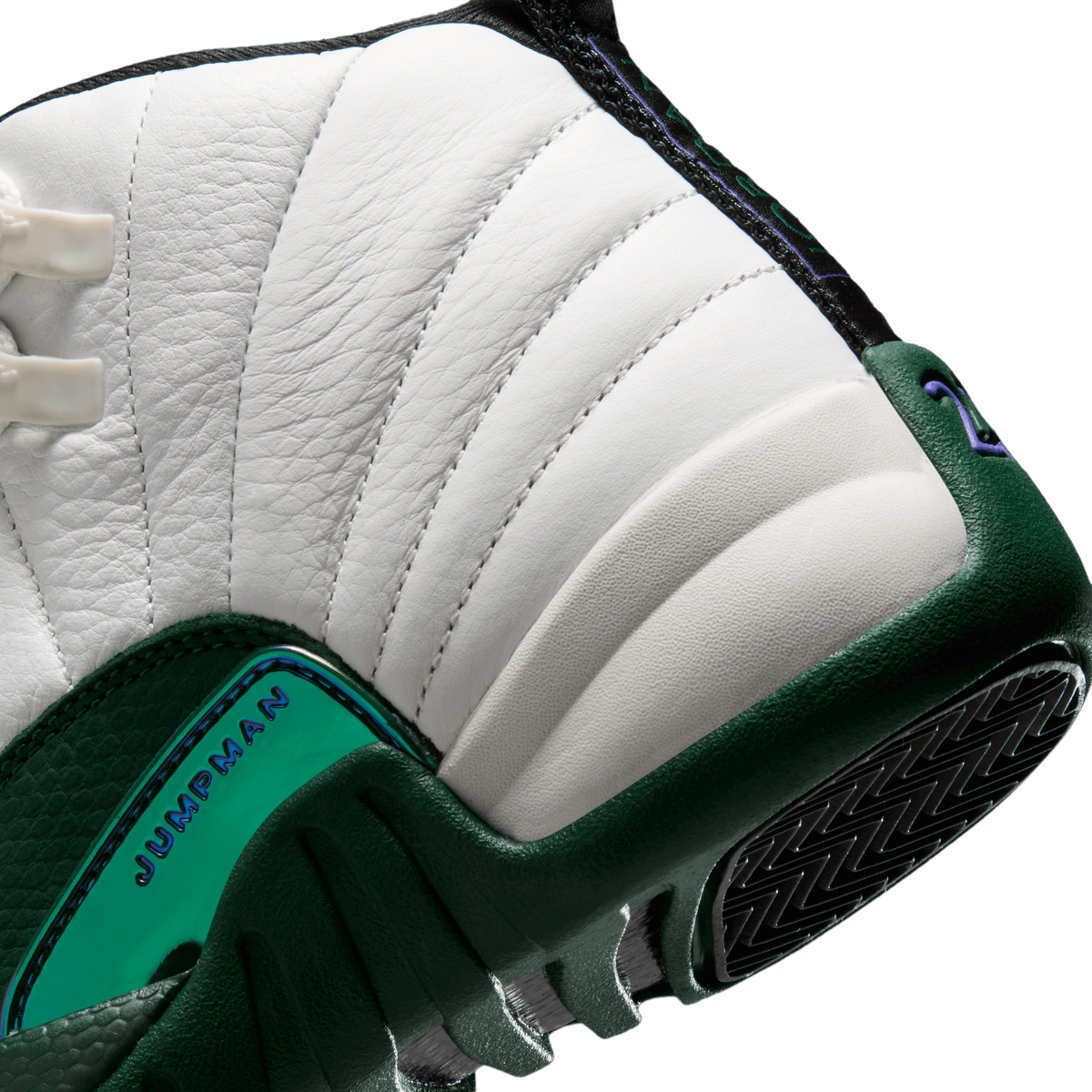 Air Jordan 12 Retro 'Bucks' para niños de primaria