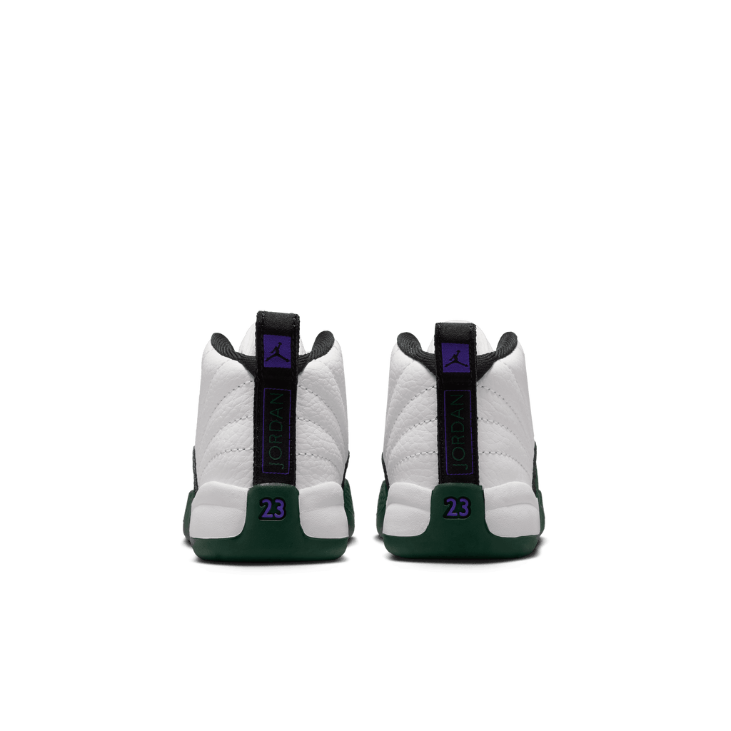 Jordan 12 Retro « Bucks » pour tout-petits