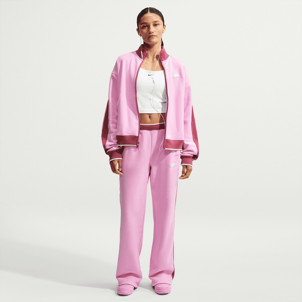 Women's Sportswear Studio Fleece Outfit