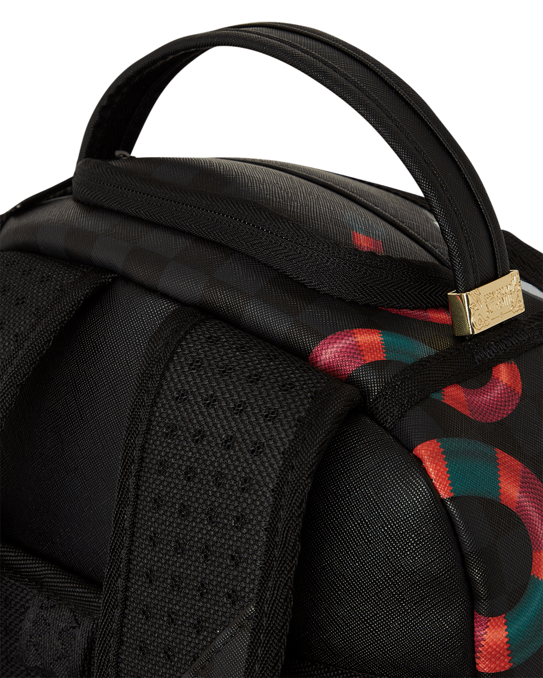 Sac à dos Serpents sur un sac