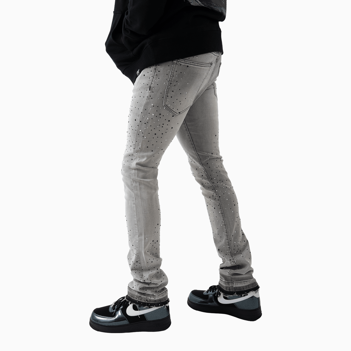 Pantalón vaquero para hombre con lavado a la piedra negra