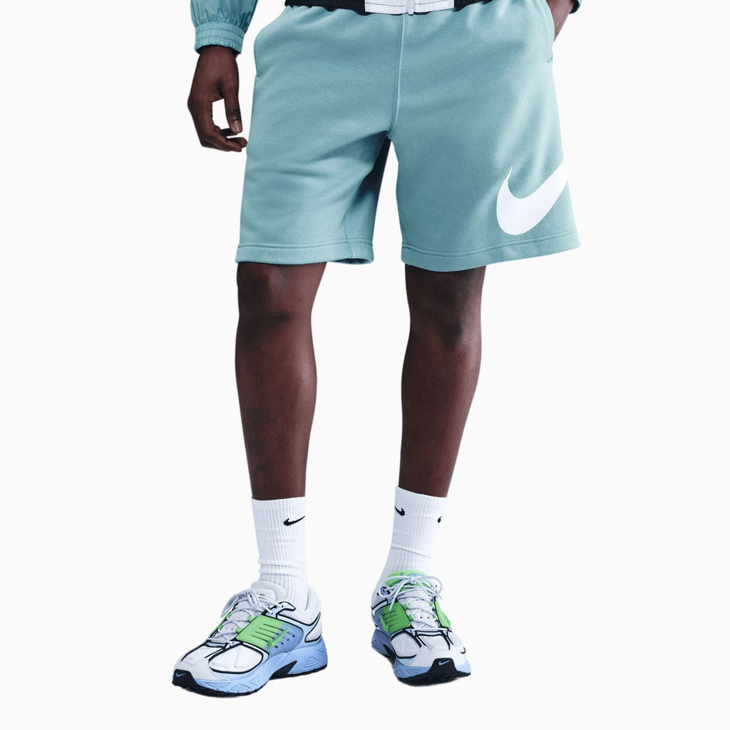 Conjunto de camiseta y shorts Nike Sportswear Swoosh para hombre
