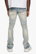 Pantalón ajustado de mezclilla apilada para hombre