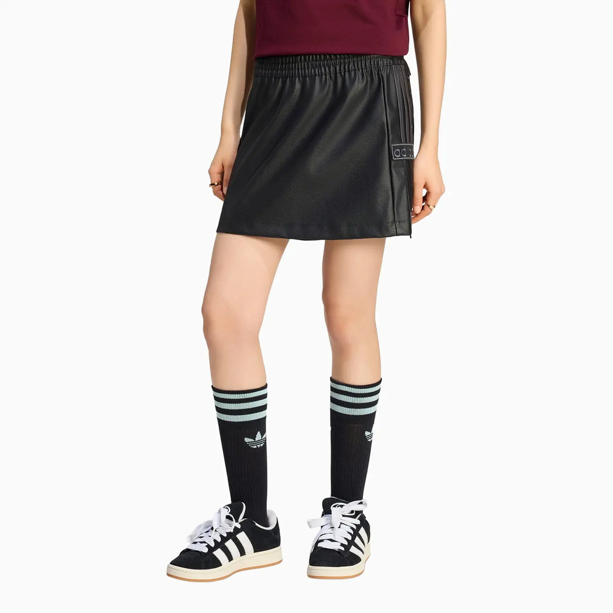 Tenue Adibreak en similicuir pour femme