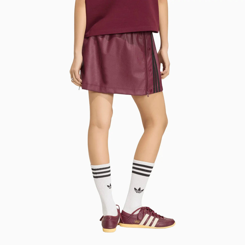 Tenue Adibreak en similicuir pour femme