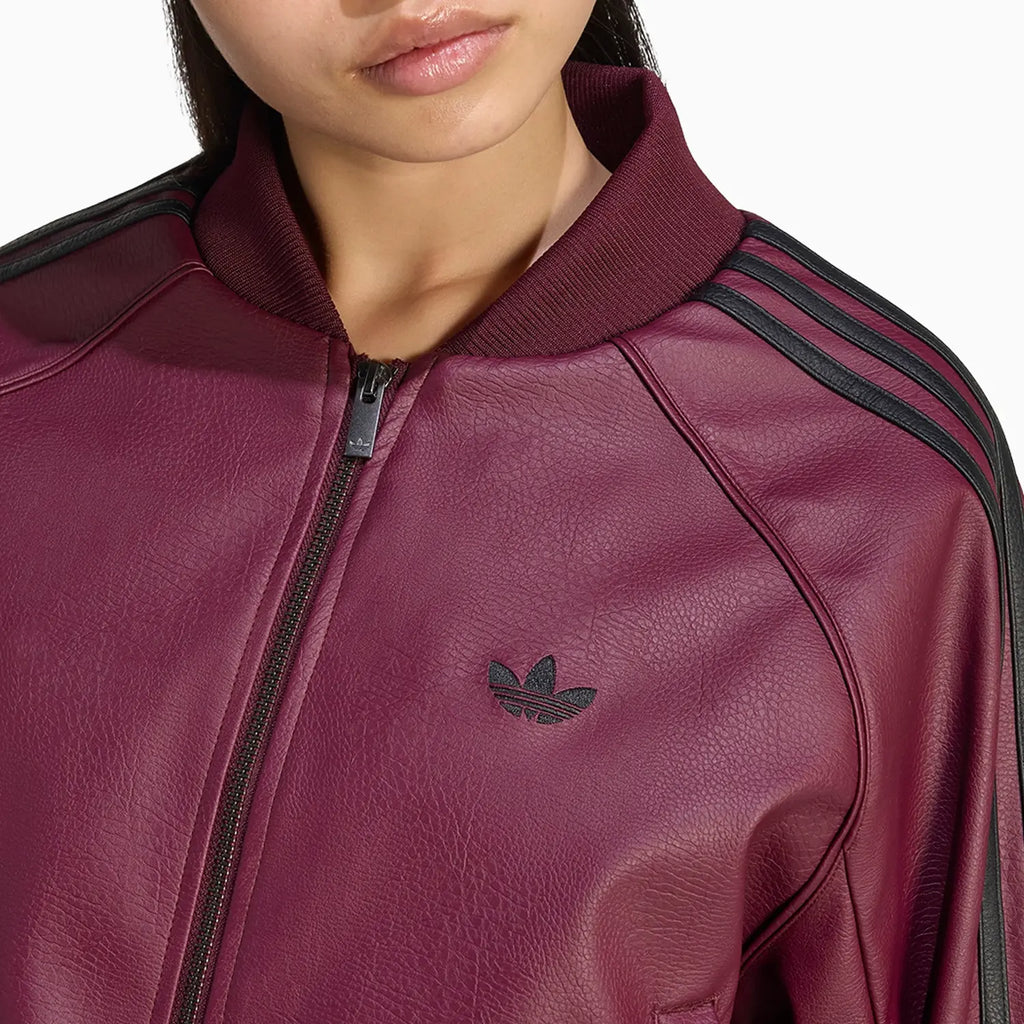 Tenue Adibreak en similicuir pour femme