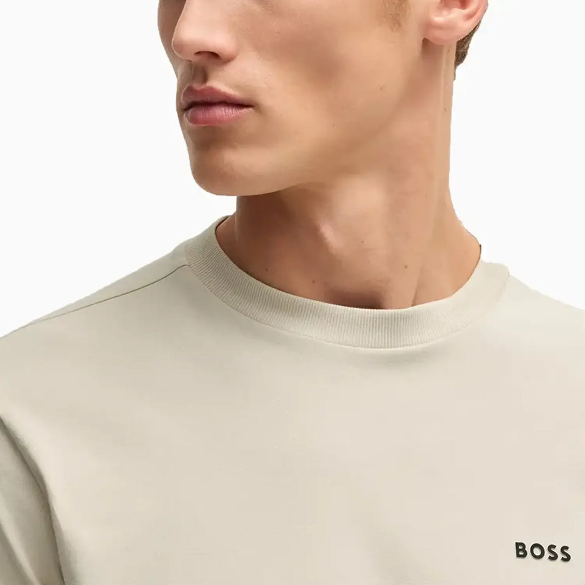 Camiseta de hombre de algodón elástico de corte regular con logo en contraste