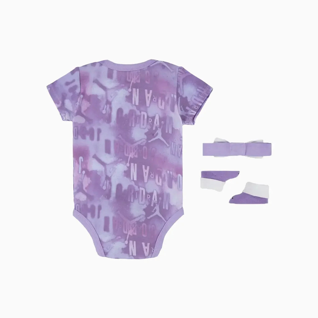 Ensemble boîte AOP essentiel pour bébés
