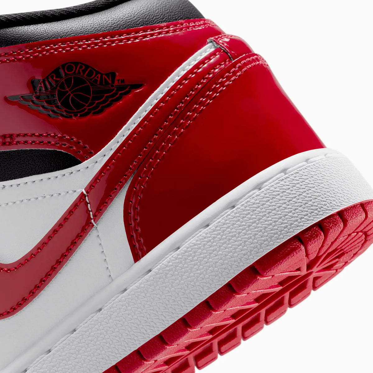 Kid's Air Jordan 1 Mid SE 'Patent Bred Toe' Grade School