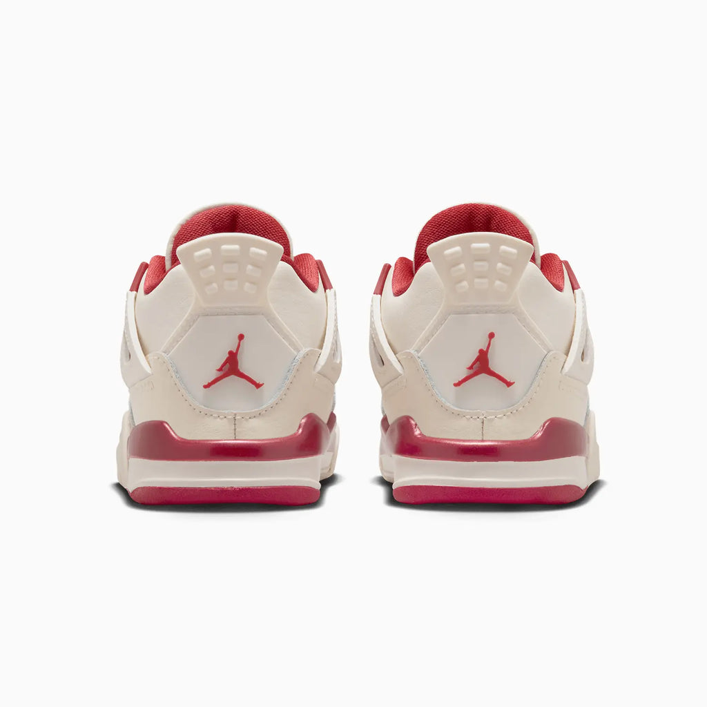 Air Jordan 4 Retro 'Día de San Valentín' para niños pequeños
