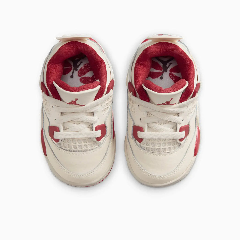 Air Jordan 4 Retro 'Día de San Valentín' para niños pequeños