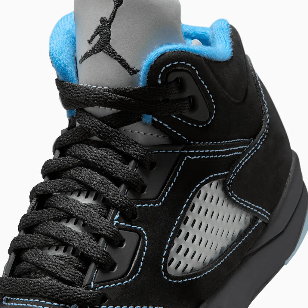 Jordan 5 Retro pour enfant « Black University Blue » - École maternelle