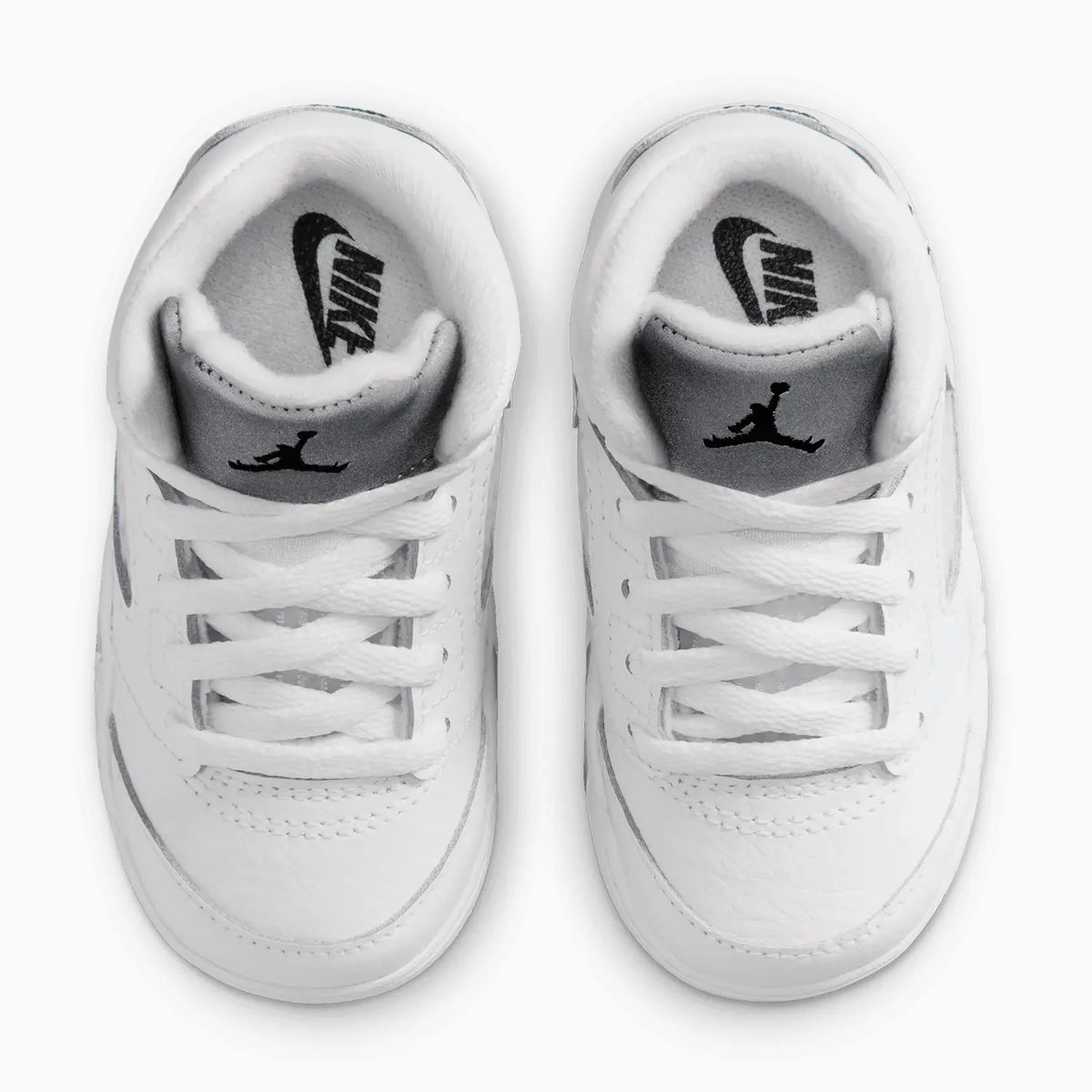 Jordan 5 Retro 'White Metallic' para niños pequeños
