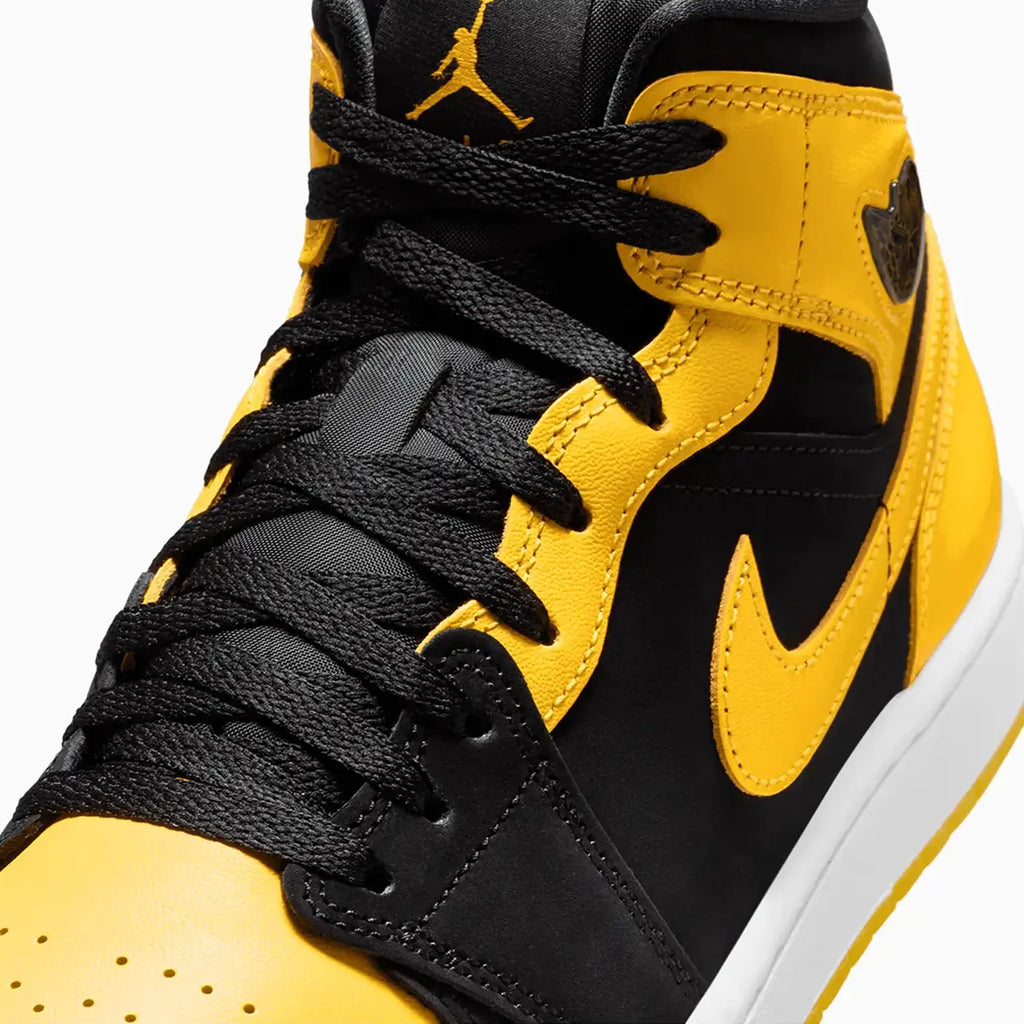 Men's Air Jordan 1 Mid SE 'New Love'