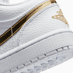 Air Jordan 1 Low SE pour Femme « White Metallic Gold »