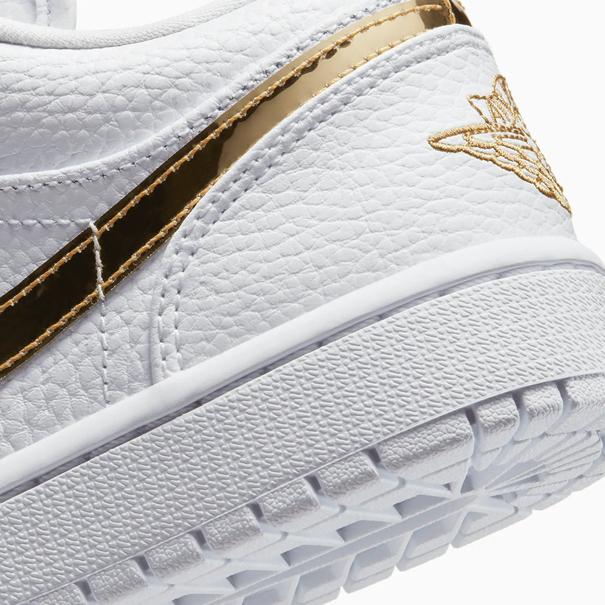 Air Jordan 1 Low SE pour Femme « White Metallic Gold »