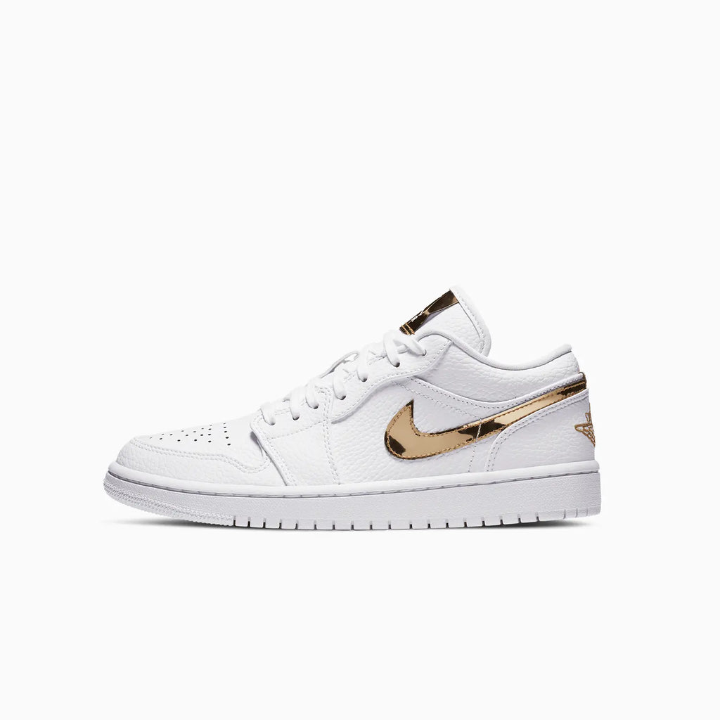 Air Jordan 1 Low SE pour Femme « White Metallic Gold »