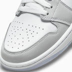 Air Jordan 1 Mid pour femme « Wolf Grey Aluminum »