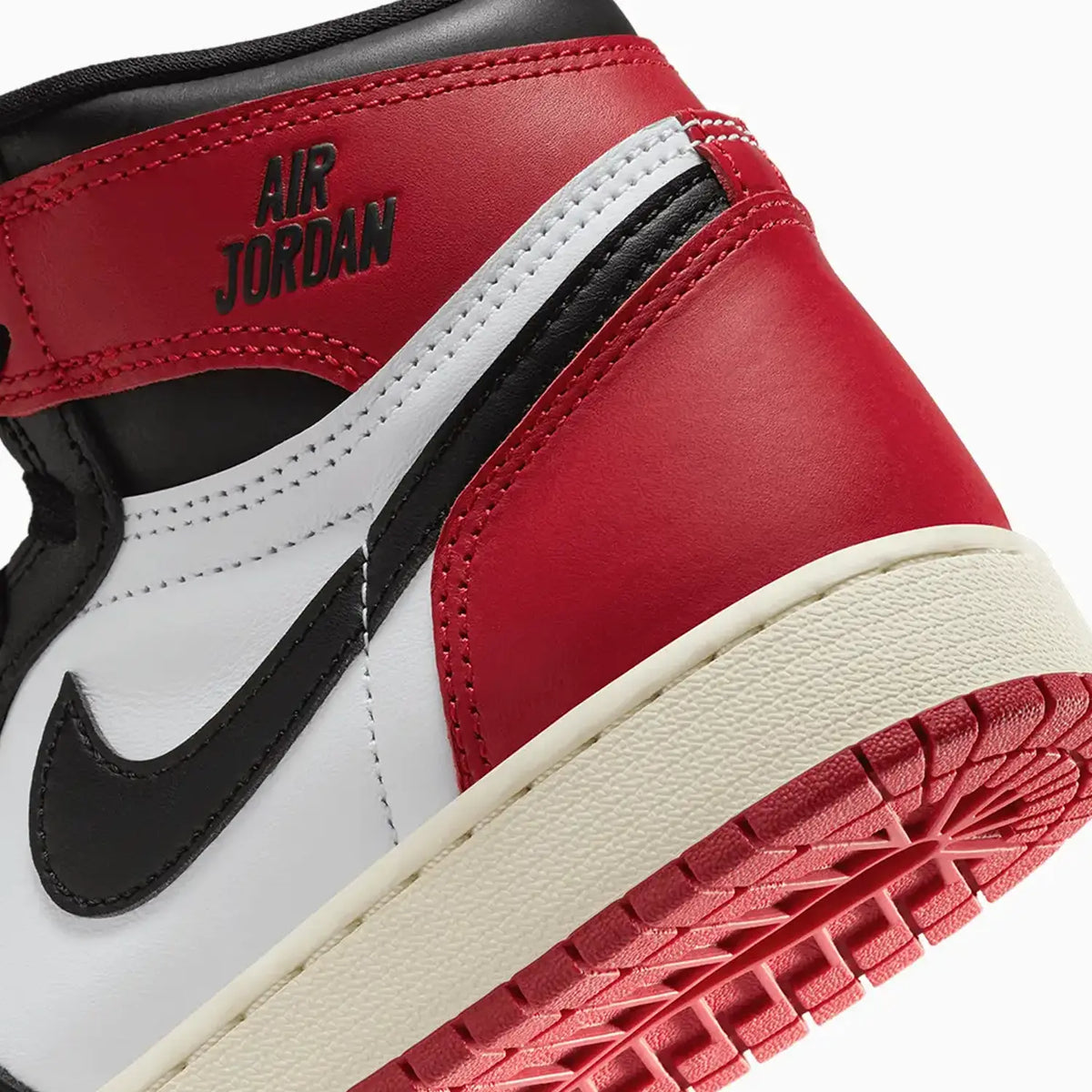 Kid's Air Jordan 1 High OG 'Black Toe Reimagined' para niños de primaria