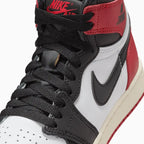 Kid's Air Jordan 1 High OG 'Black Toe Reimagined' para niños de primaria