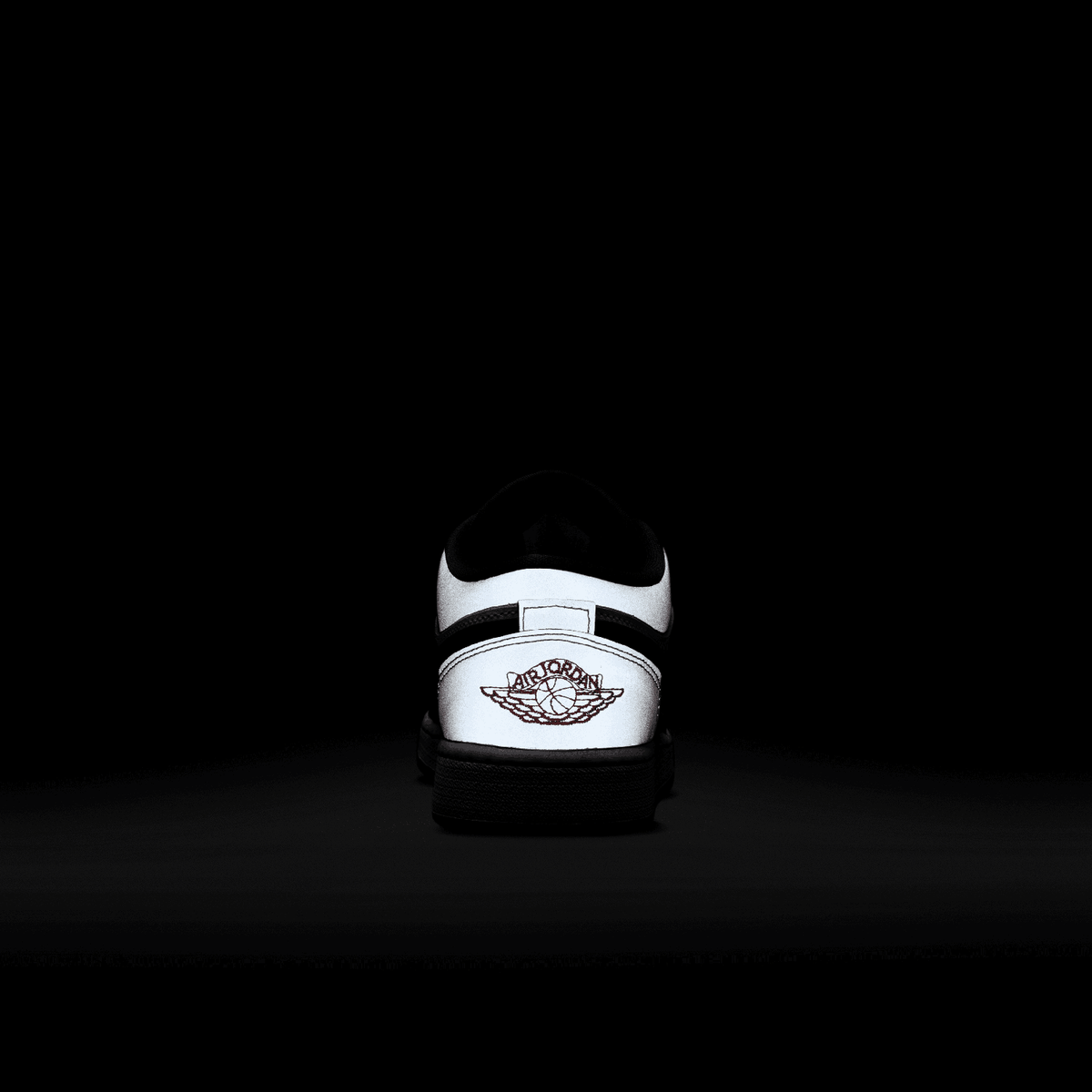 Kid's Air Jordan 1 Low SE 'Panda Toe' Grade School