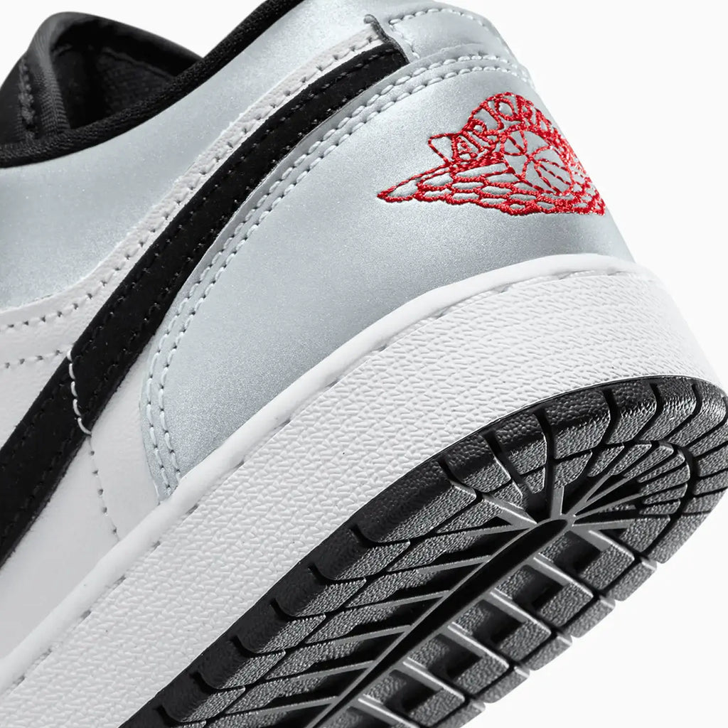 Kid's Air Jordan 1 Low SE 'Panda Toe' Grade School