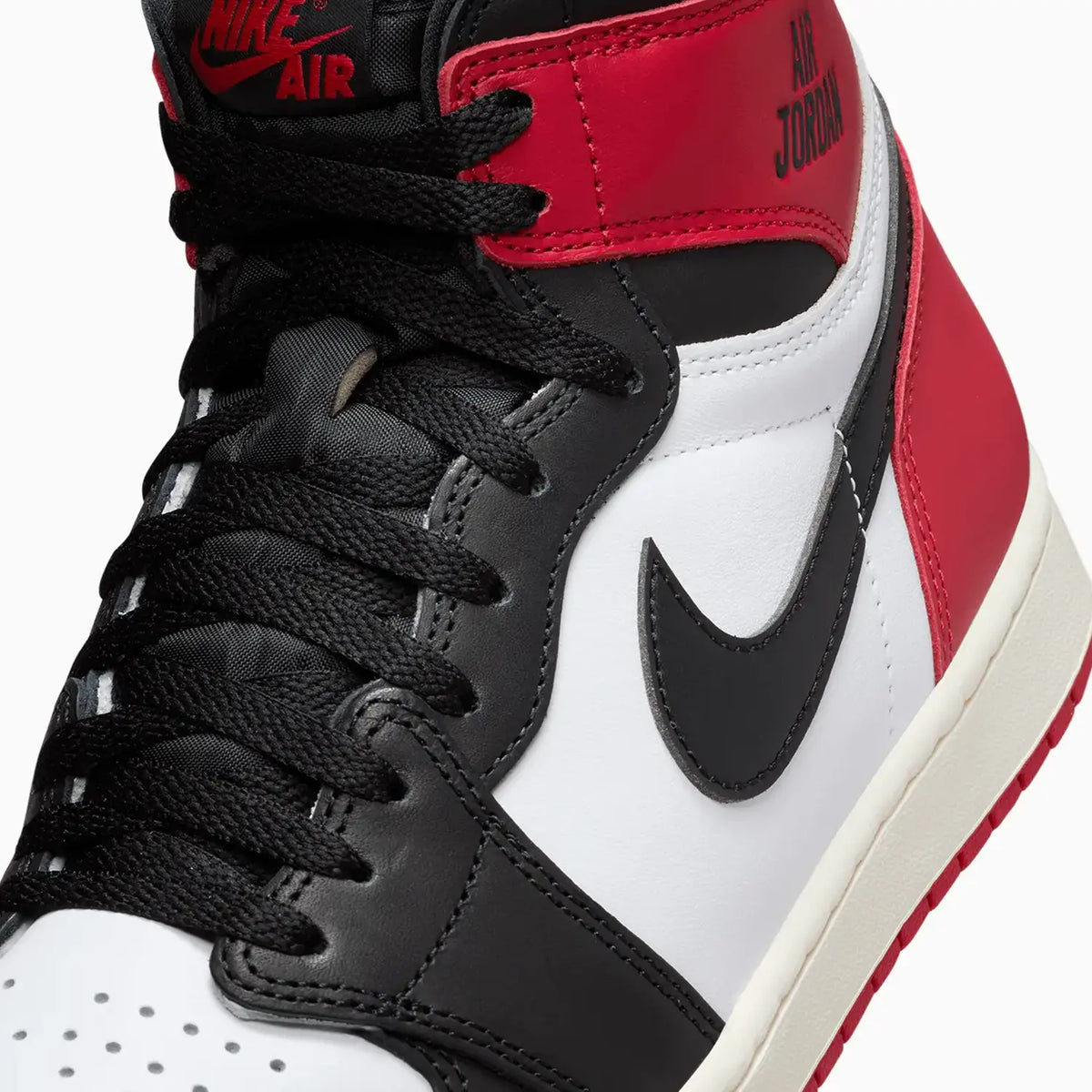 Jordan 1 Retro High OG 'Black Toe Reimagined' para niños de preescolar