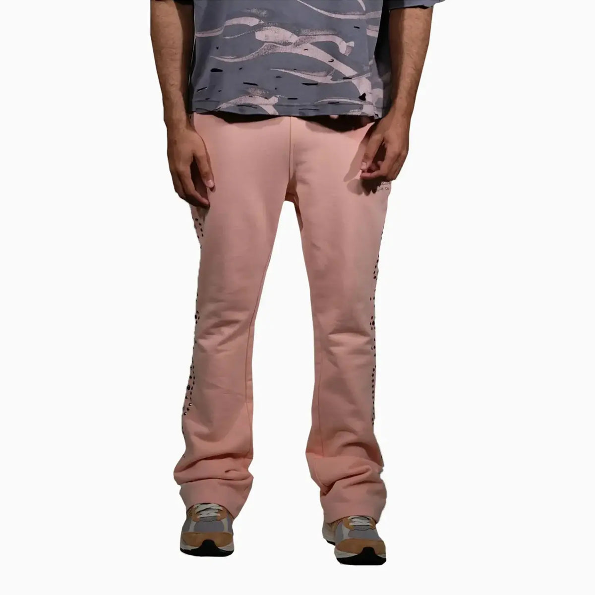 Men's NO LOVE Classics Outfit - Famous | Online Store