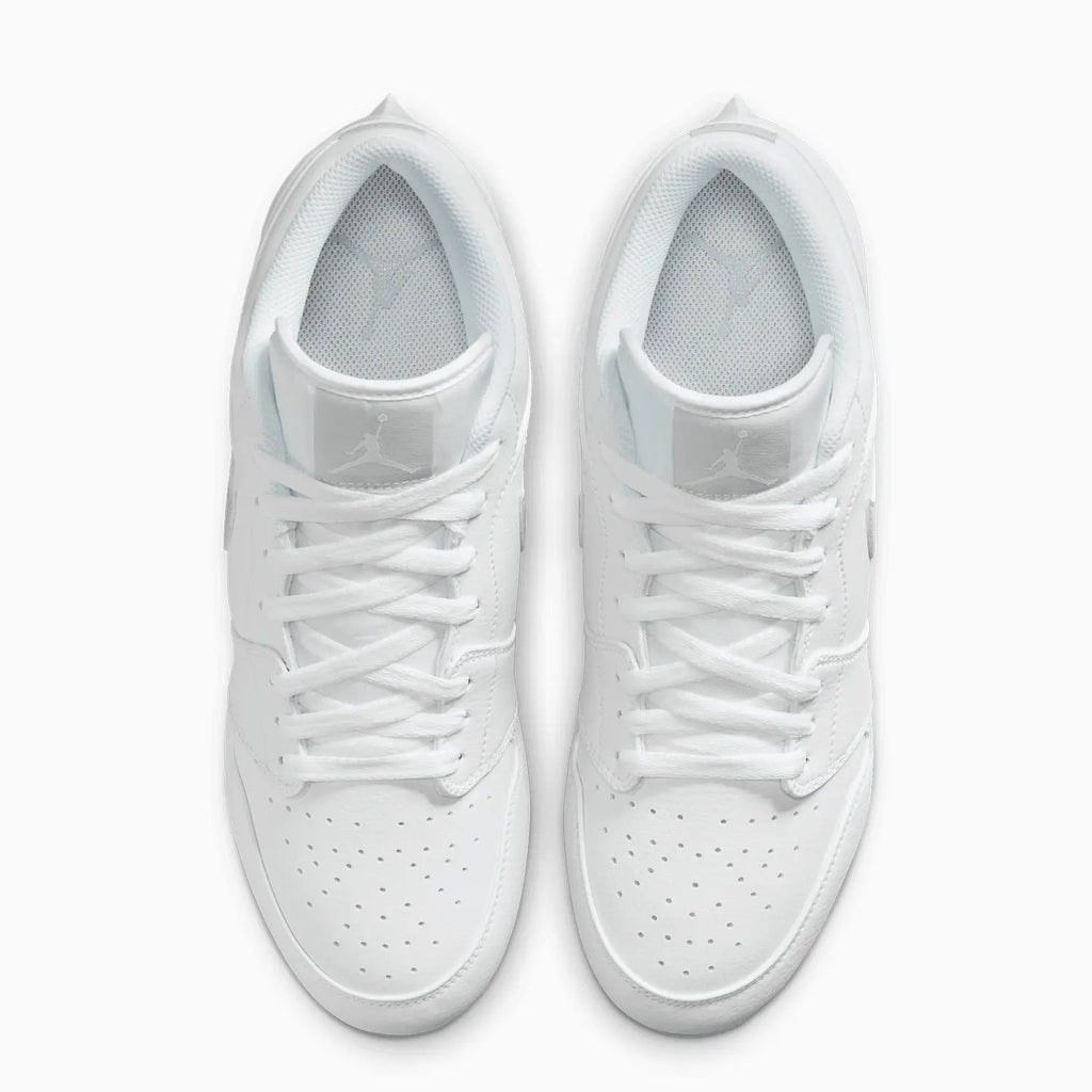 Tacos de fútbol Jordan 1 Low TD para hombre 'White Grey Fog'