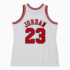 Maillot authentique Michael Jordan Chicago Bulls blanc domicile Finales NBA 1997-98
