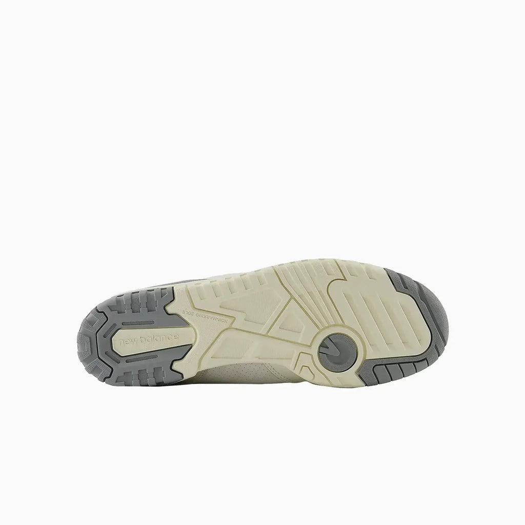 550 'Gris Ardoise Sel de Mer'