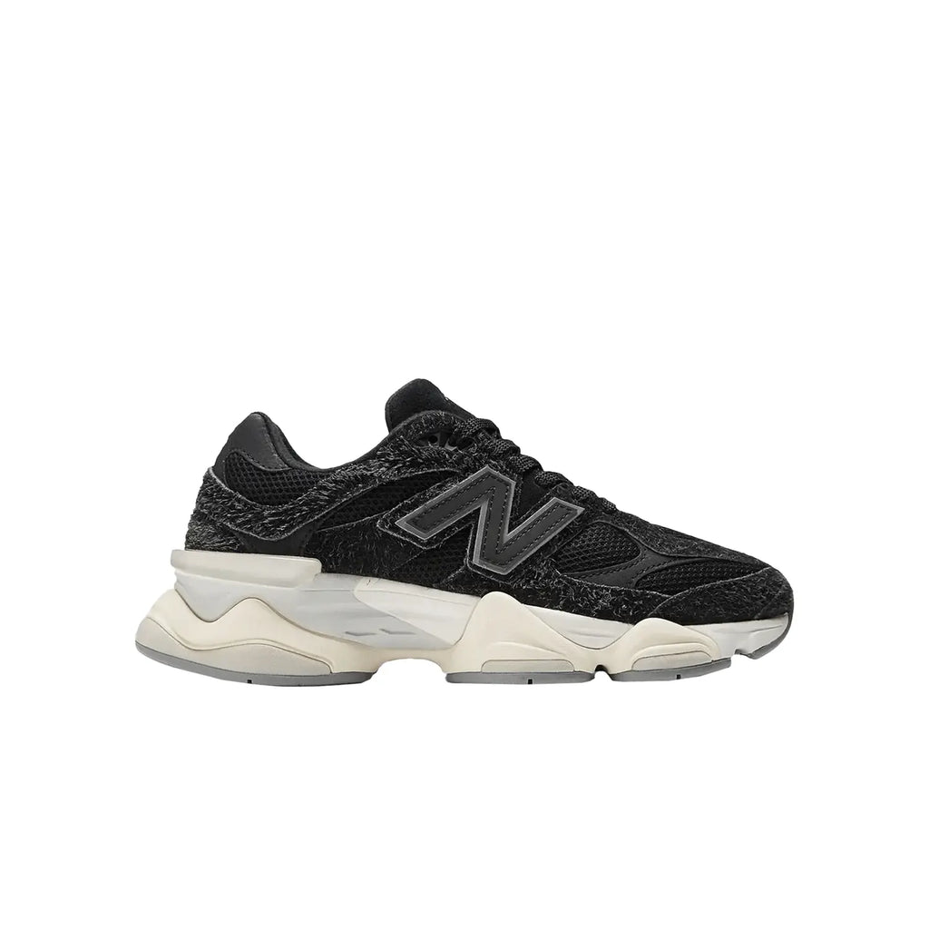 Chaussures 9060 « Sel noir de la mer Noire »