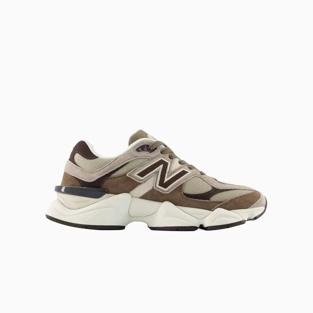9060 'Brun Tonnerre'