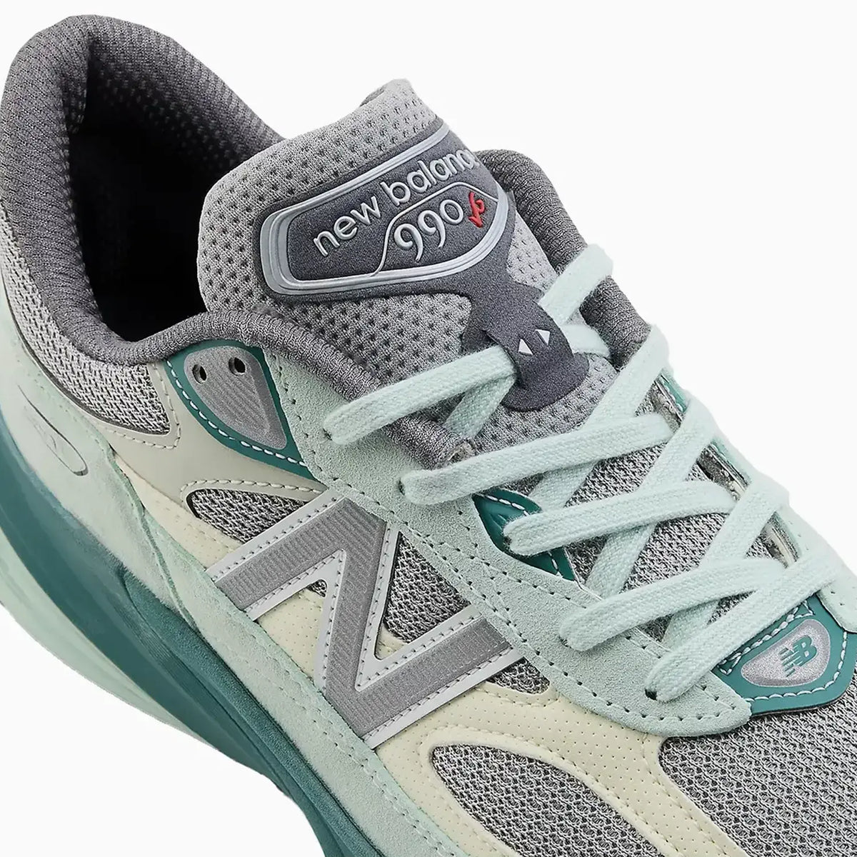 990V6 Made In USA 'Community Mint'