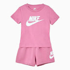 Conjunto de camiseta y pantalón corto deportivo para niños