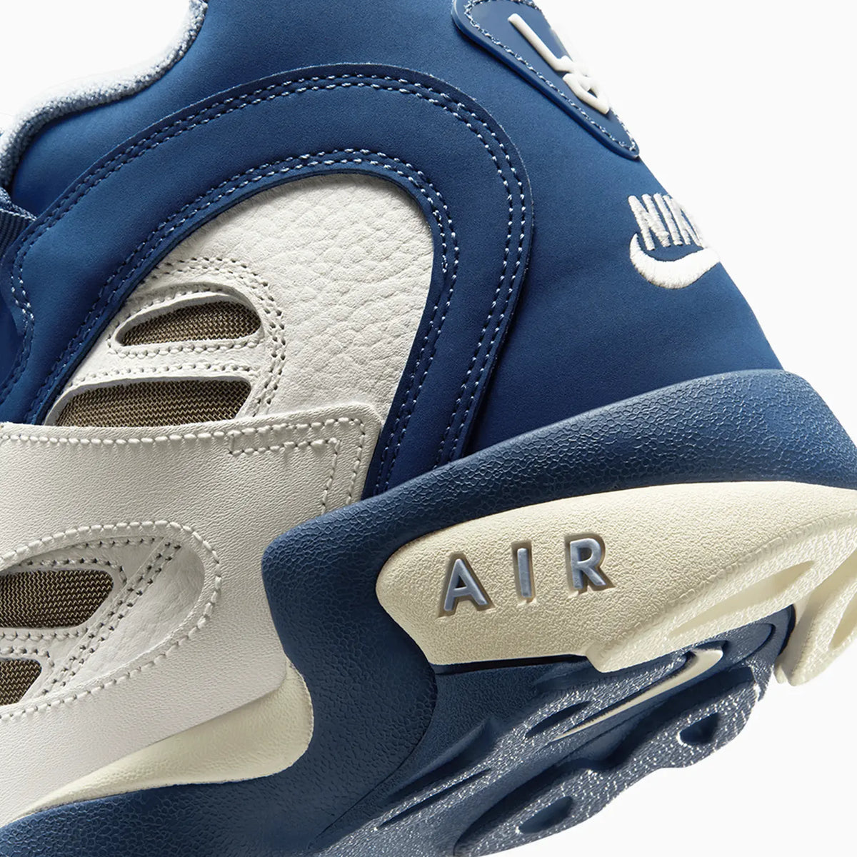 Men's Air Diamond Turf 2 'Royals'