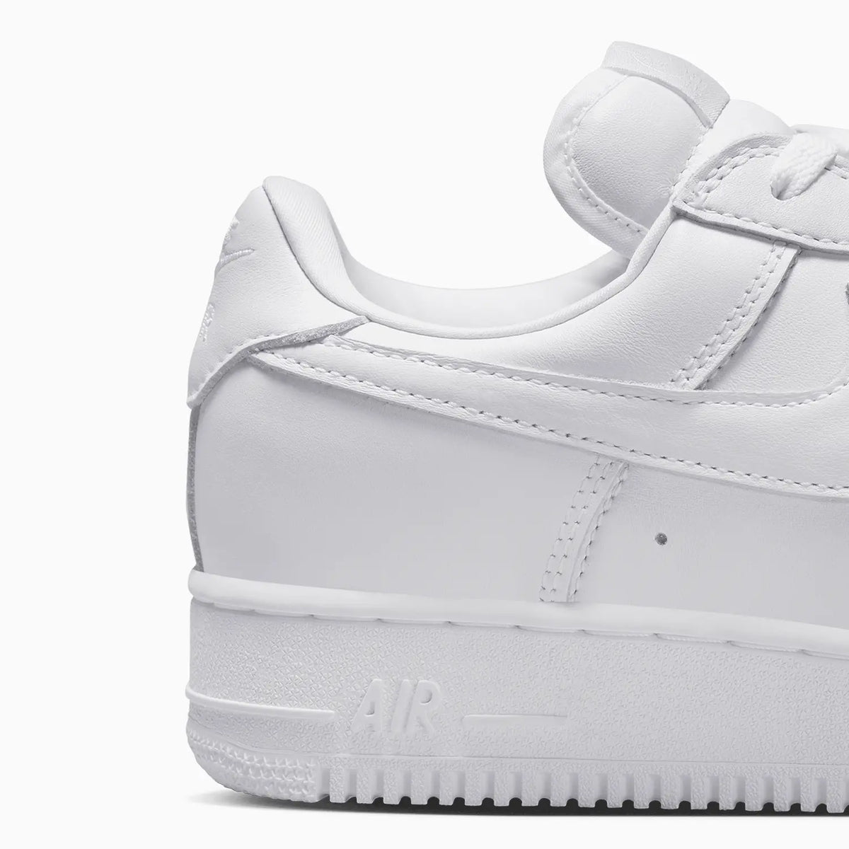 Men's Air Force 1 '01 Low 'Triple White'