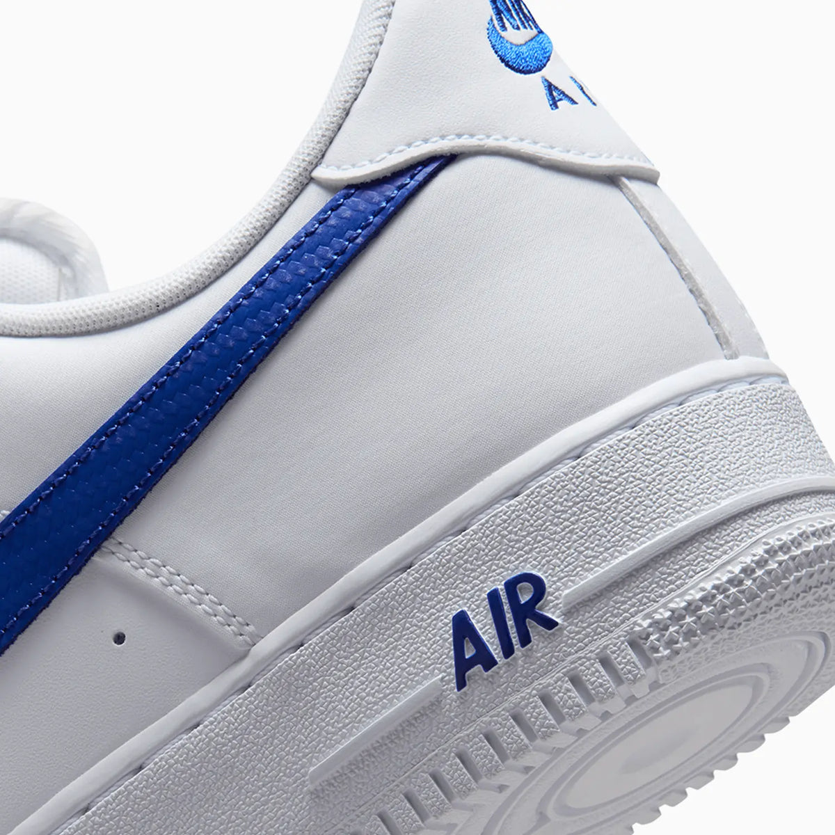 Men's Air Force 1 07 'Carbon Fiber Swoosh'