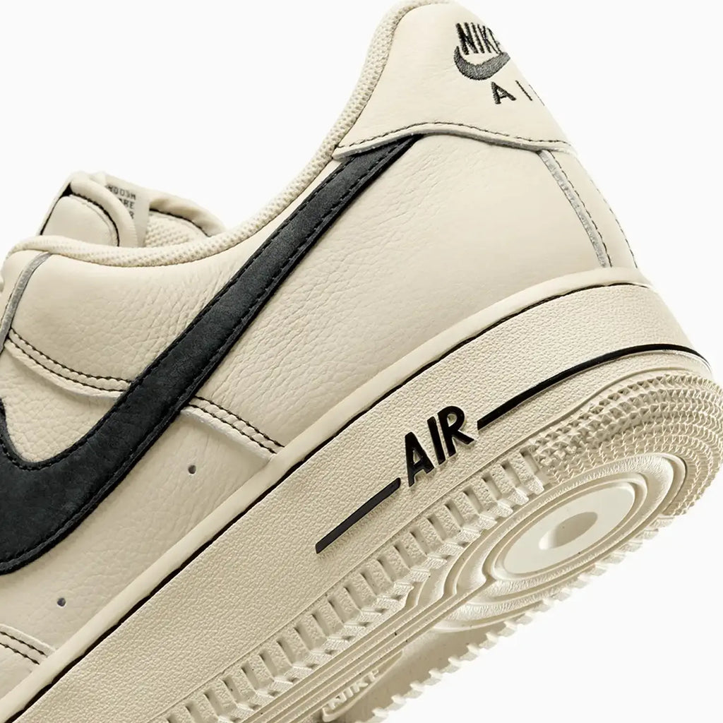 Nike Air Force 1 '07 LV8 pour homme « Light Khaki »