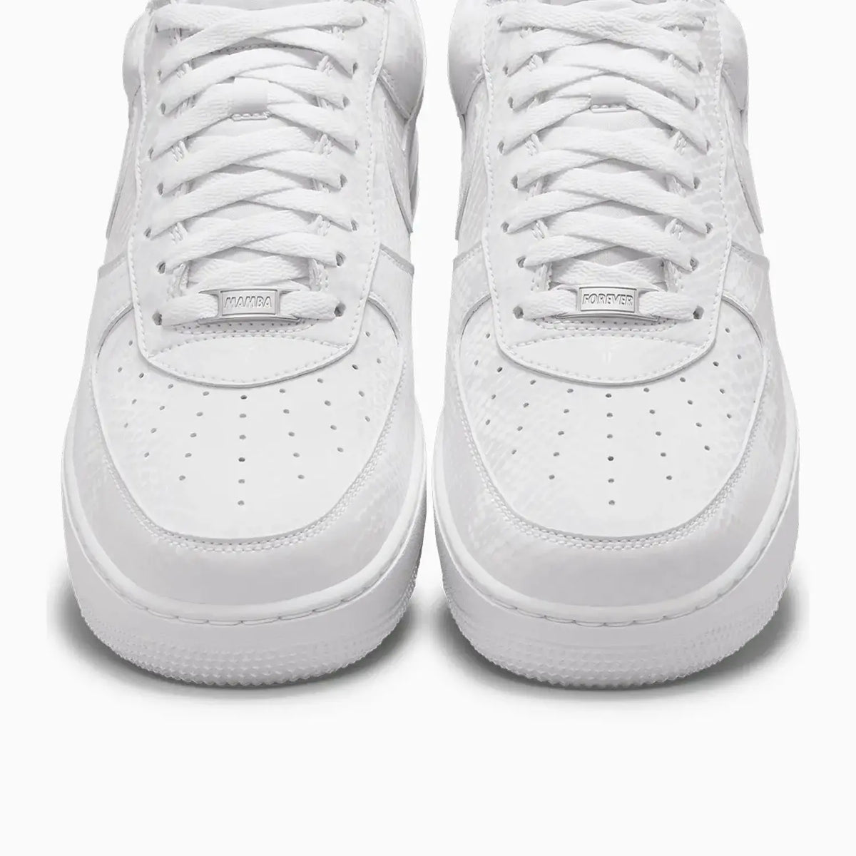 Chaussures Nike Air Force 1 Kobe Bryant « Forever White » pour Homme
