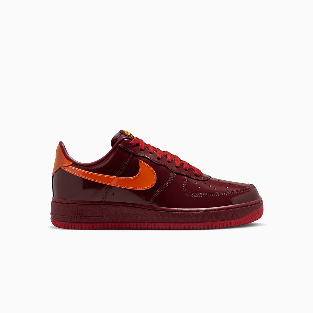 Nike Air Force 1 Low pour homme « Rouge équipe foncé et orange sécurité »