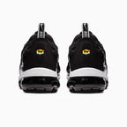 Air Vapormax Plus de hombre 'Overbranding Black'