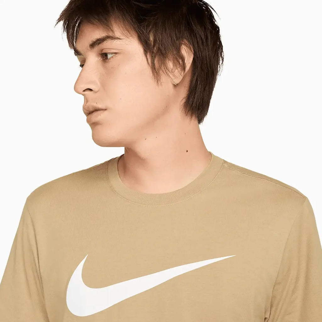 T-shirt Nike Swoosh sportswear pour homme