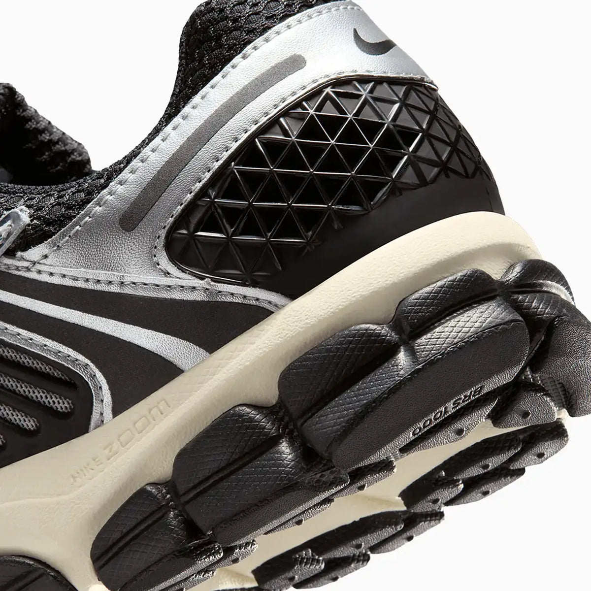 Zoom Vomero 5 pour homme « Black Chrome »