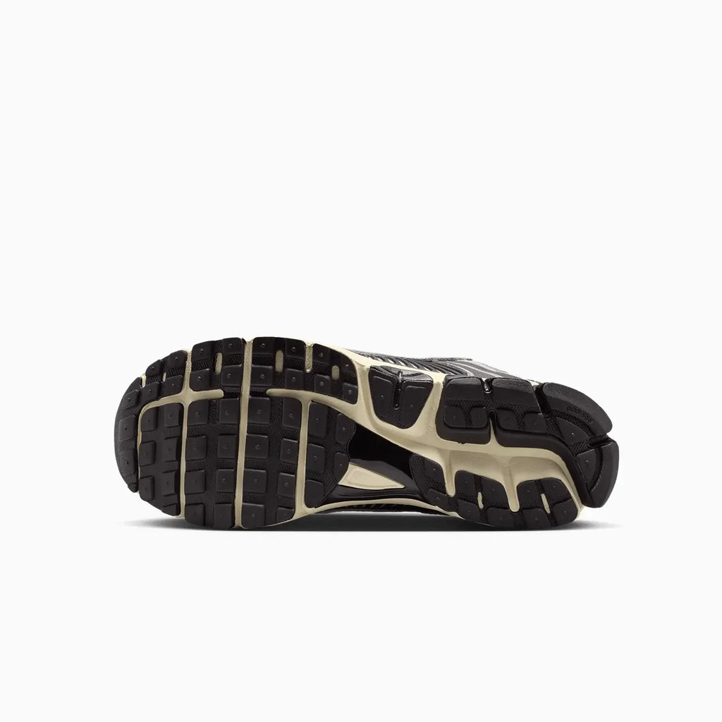 Zoom Vomero 5 pour homme « Black Chrome »