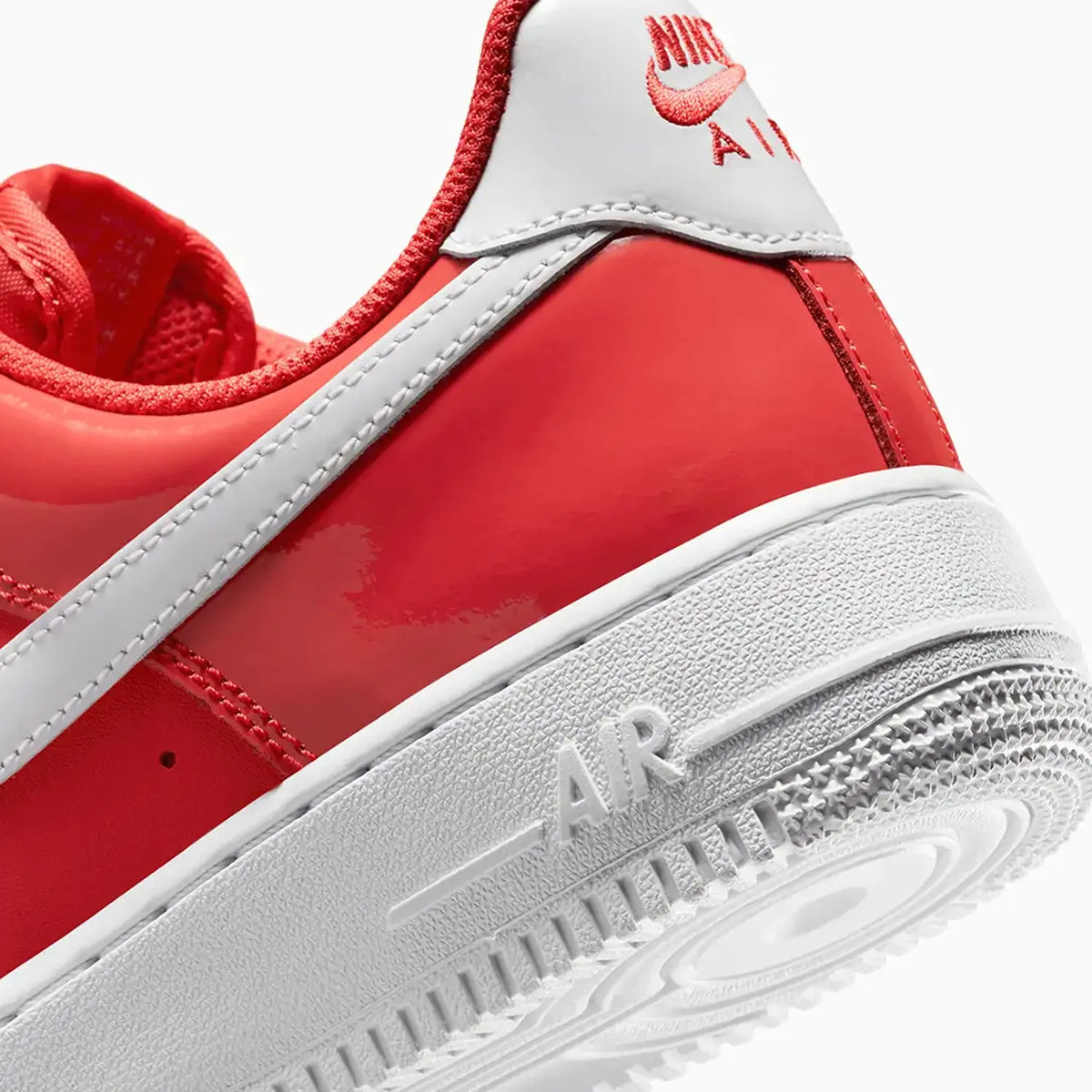 Nike Air Force 1 '07 pour femme « Patent Light Crimson White »